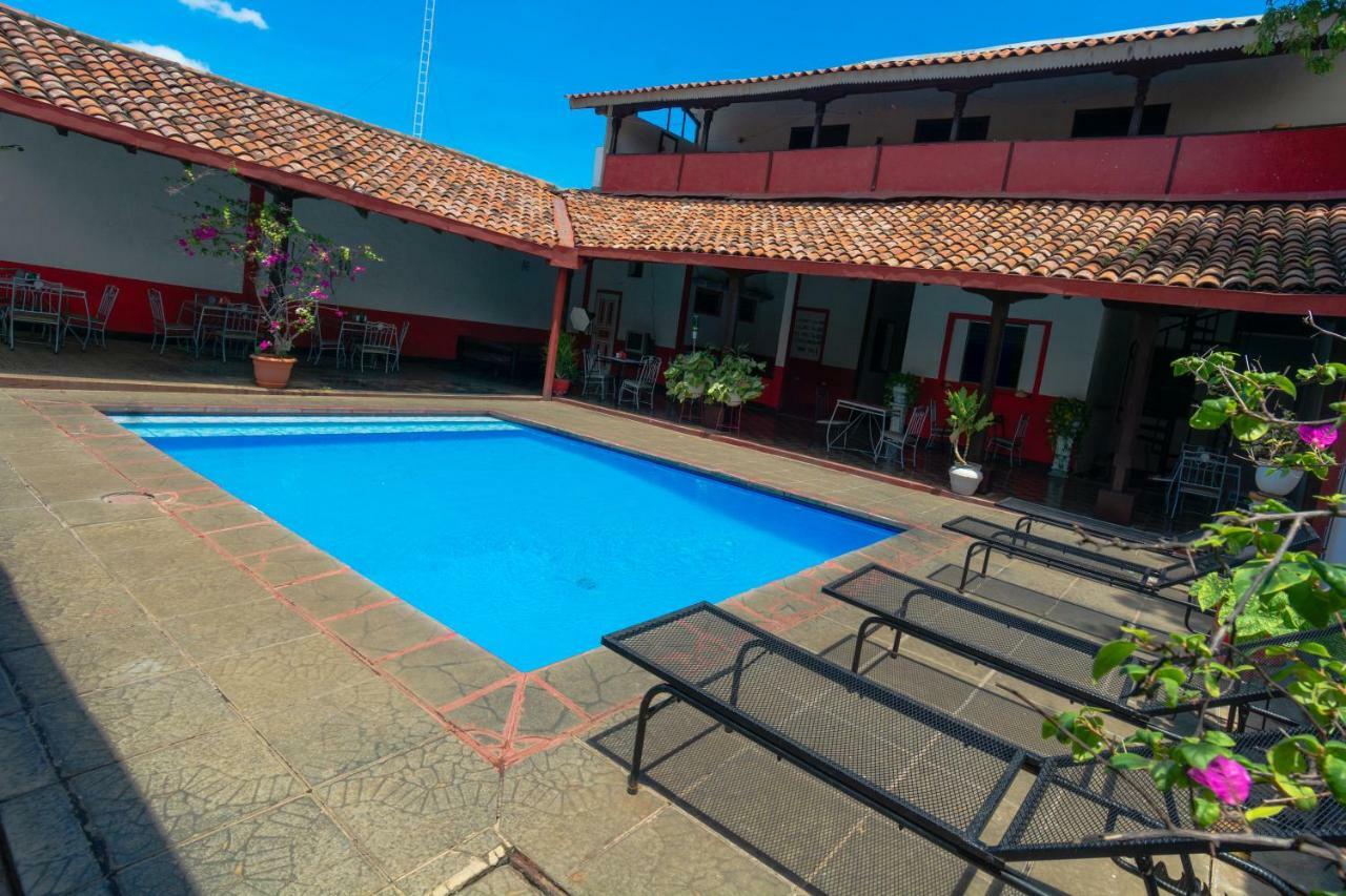 Hostal Lazybones León المظهر الخارجي الصورة