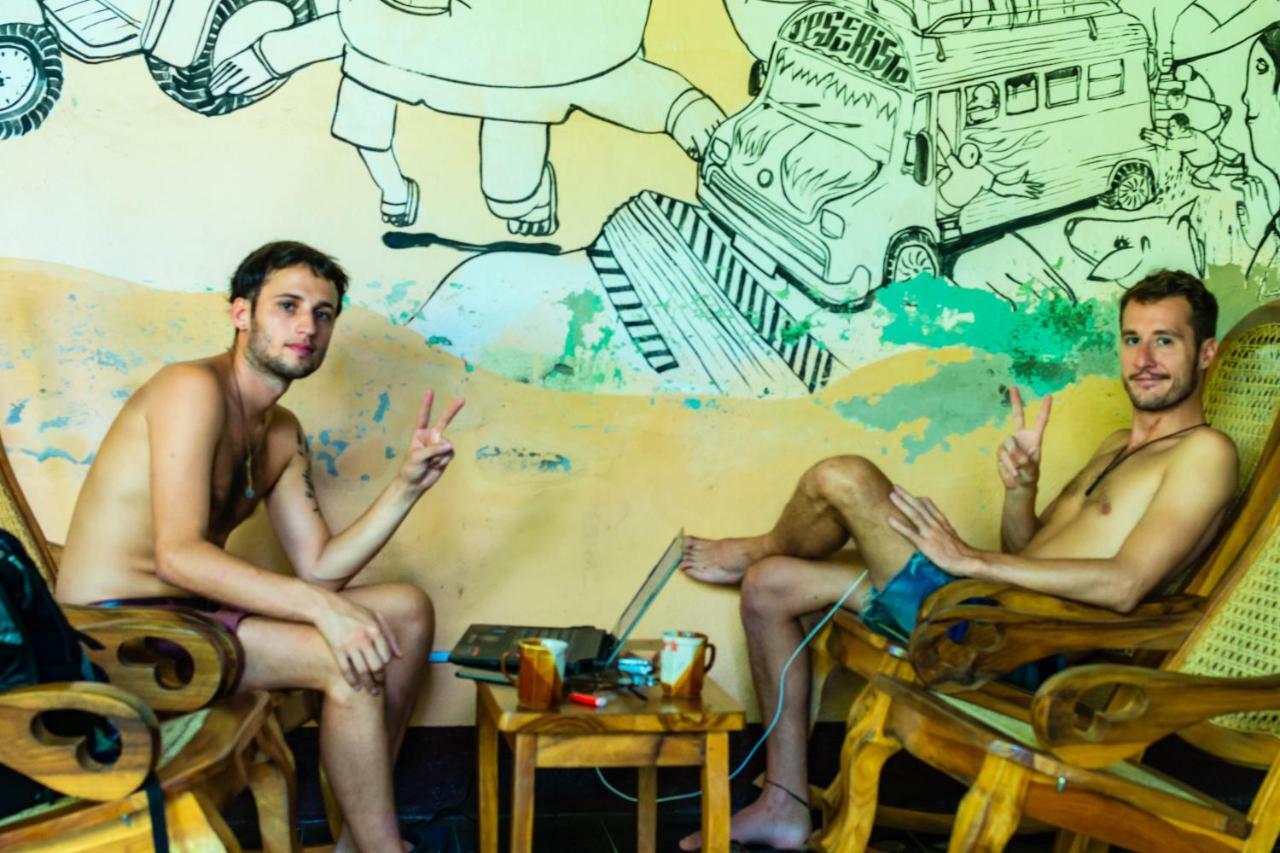 Hostal Lazybones León المظهر الخارجي الصورة