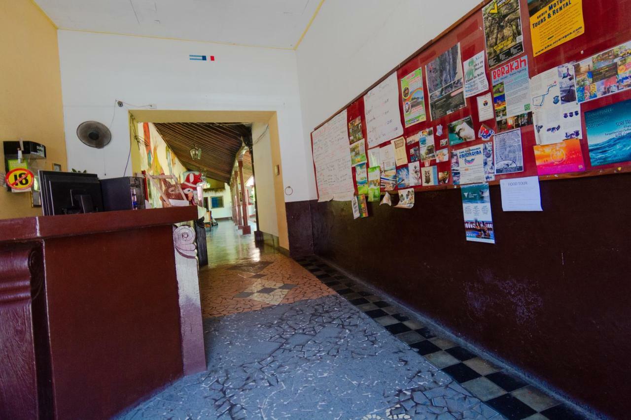 Hostal Lazybones León المظهر الخارجي الصورة
