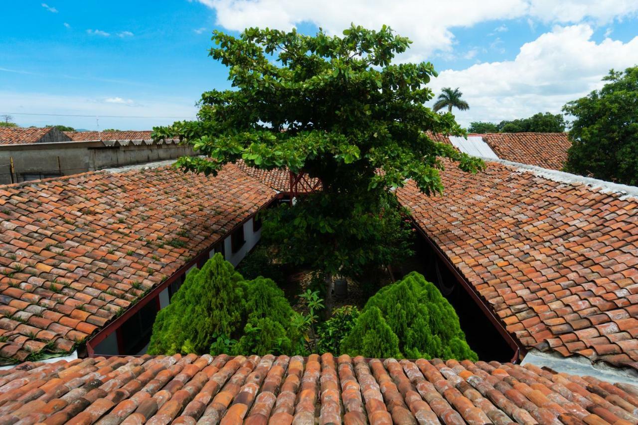 Hostal Lazybones León المظهر الخارجي الصورة